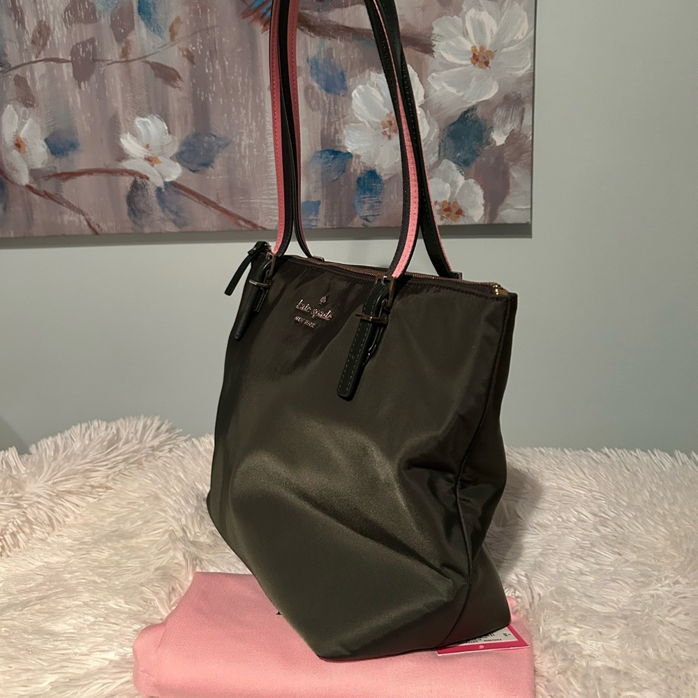 Kate Spade New York Varsity Stripe Maya Tote - Picture 5 of 9